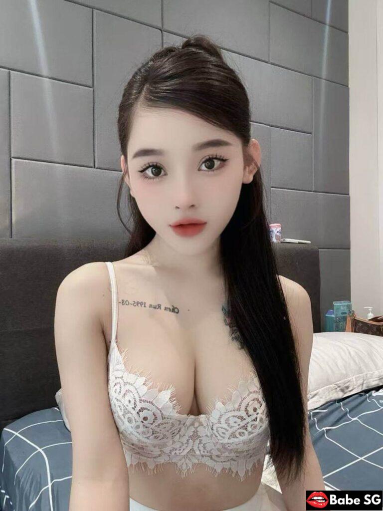 Poster image of 🇸🇬 Tiffany 💖 Young 21 YO Singapore Babe – Cute, Fresh & Attractive
